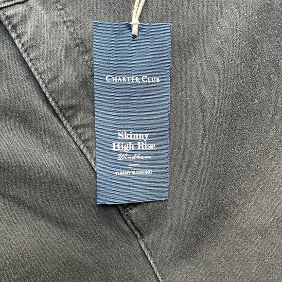 Diva’s Plus Black Skinny Jeans - Picture 4 of 6